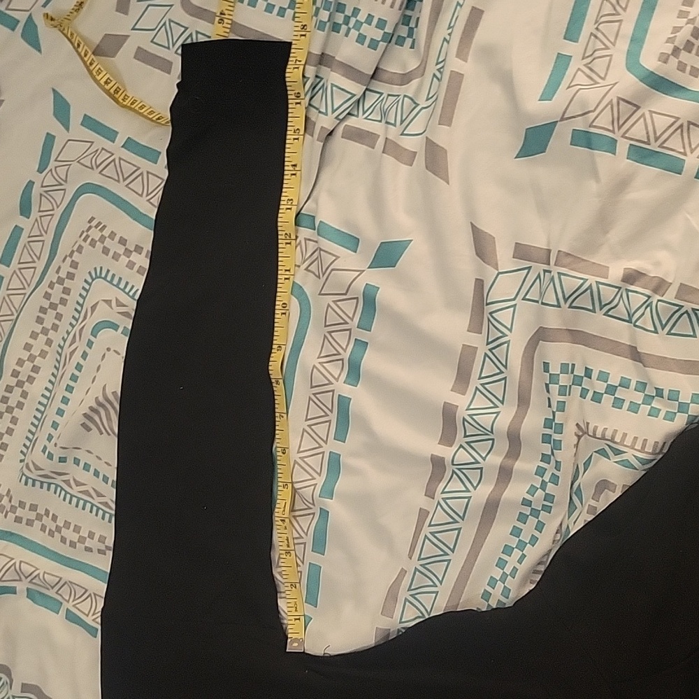 New Women's PrettyGarden Black Dress with pockets that ties in back. Size Medium - Picture 12 of 14